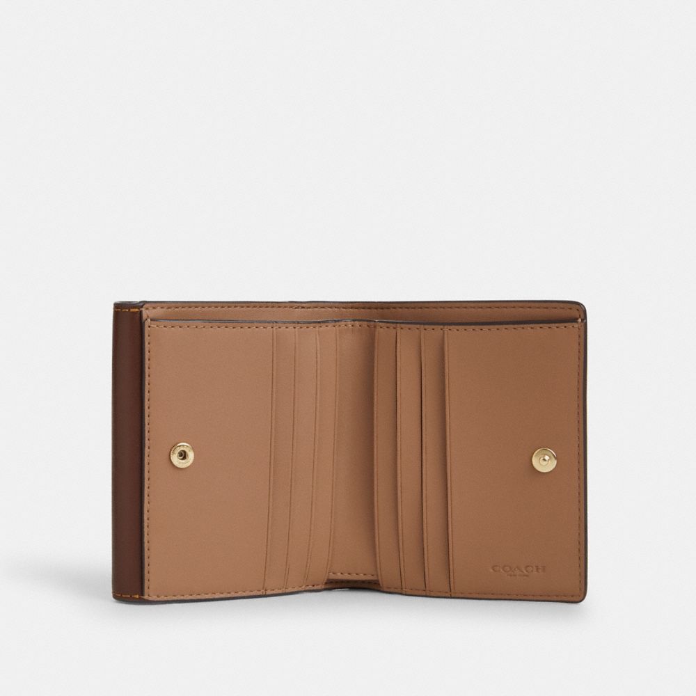 COACH®,PETIT PORTEFEUILLE ELIZA EN TOILE SIGNATURE,Toile exclusive,Or/Havane/Brun,Inside View,Top View
