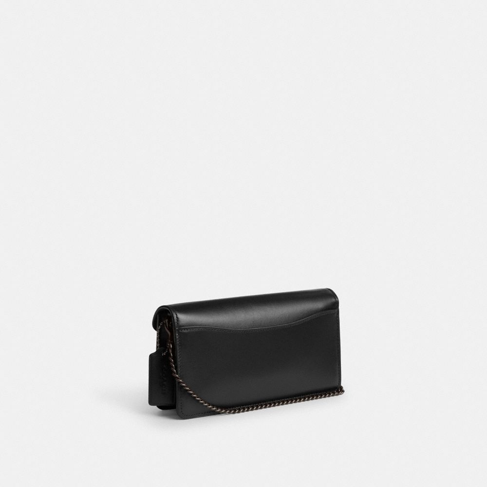COACH TABBY CHAIN CLUTCH 