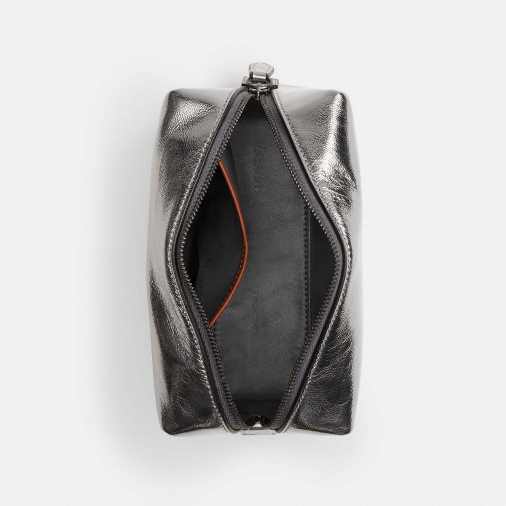 COACH®,POCHETTE À COSMÉTIQUES ESSENTIAL,Gris d’étain/Anthracite,Inside View,Top View