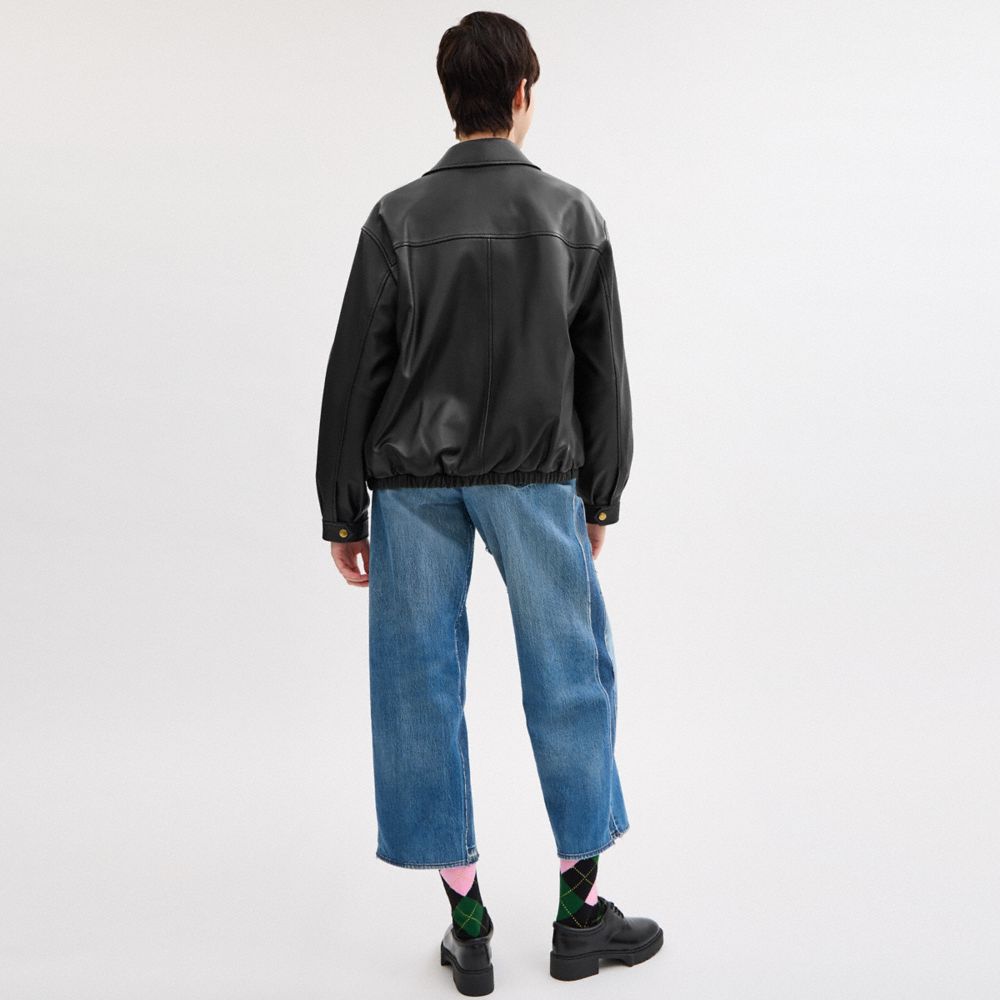 Женские куртки Coach Heritage C Plaque Oversized Leather Jacket — фото 4