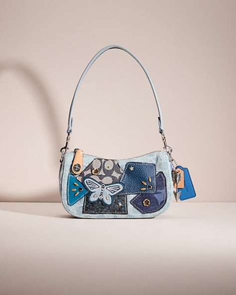 COACH®,UPCRAFTED SWINGER 20 IN SIGNATURE DENIM,Small,Denim Dream,Silver/Pale Blue,Front View
