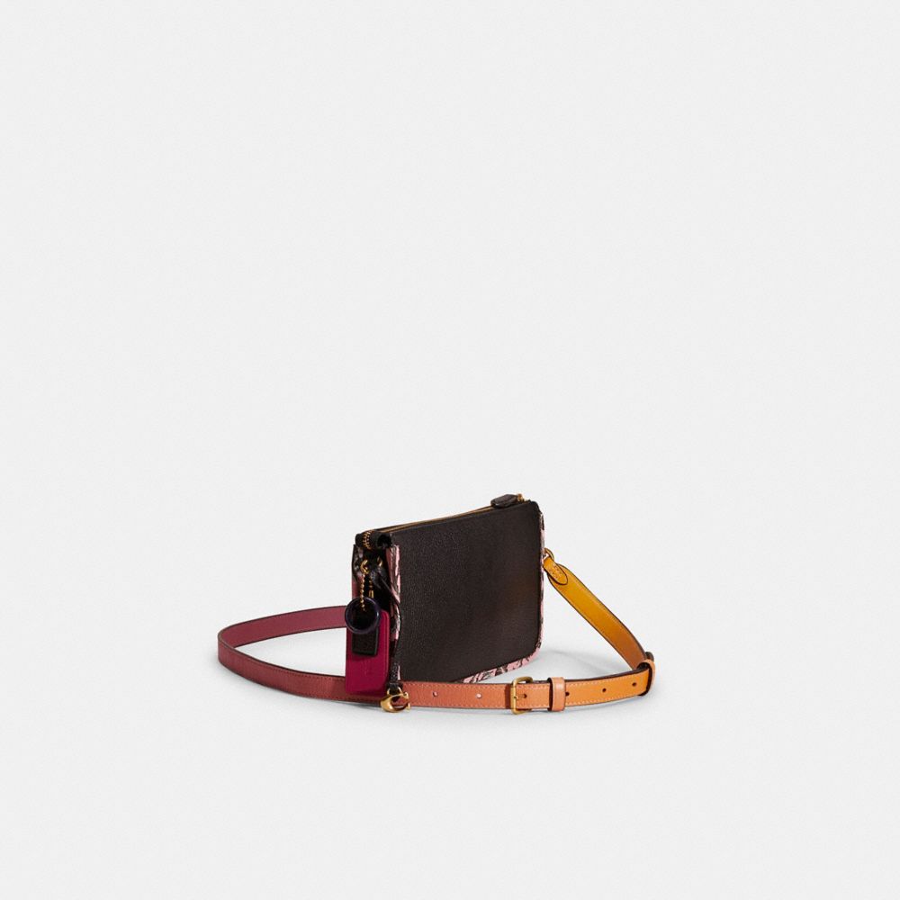 COACH®,Laiton/Noir,Angle View