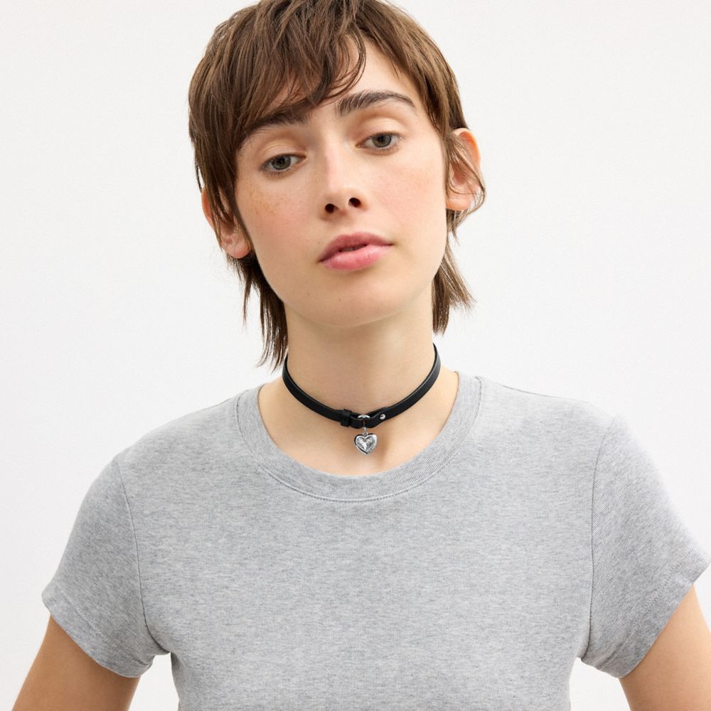 Женские брелоки Coach Heart Charm Leather Choker — фото 4
