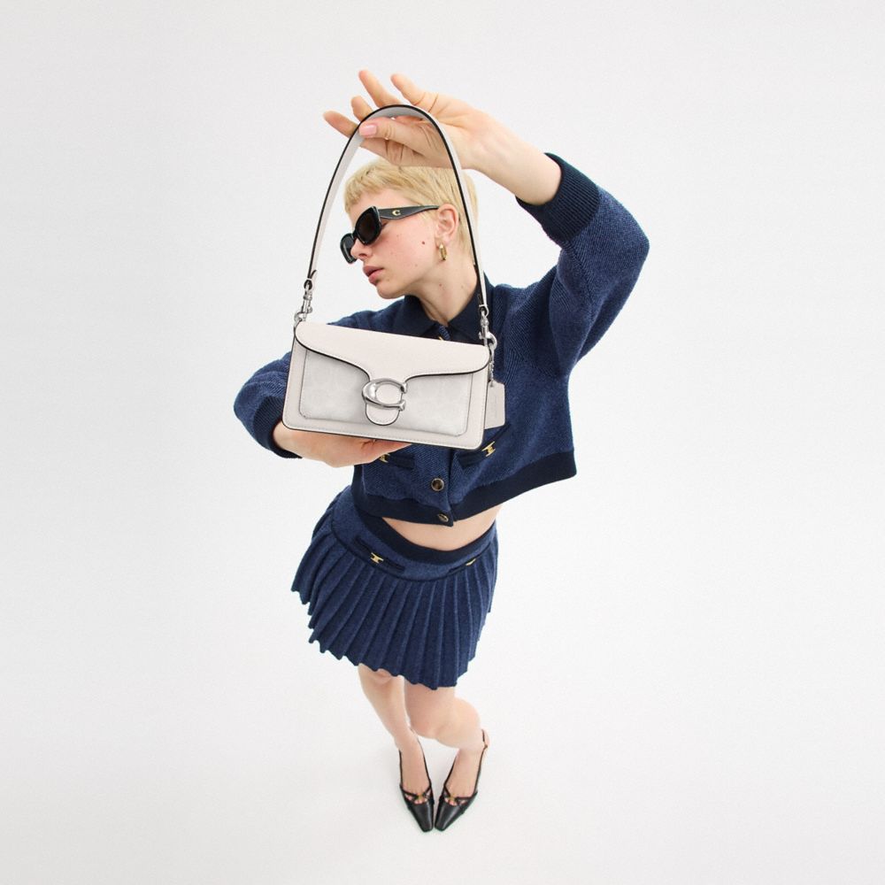 COACH®,SAC ÉPAULE TABBY 20 EN TOILE EXCLUSIVE,Argent/Blanc Craie