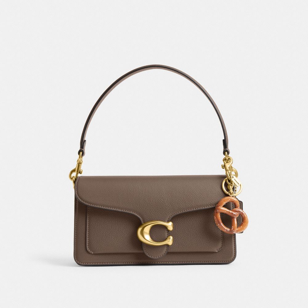 COACH®,PETITE BRELOQUE DE SAC BRETZEL,Laiton/Multi,Angle View