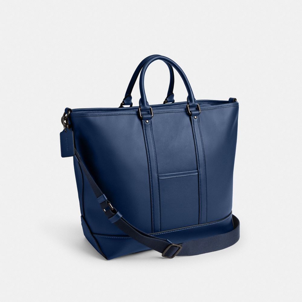 COACH®,Bleu Profond,Angle View