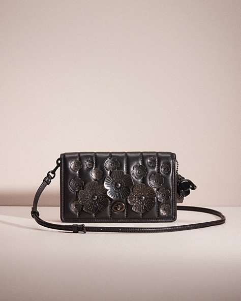 COACH®,UPCRAFTED HAYDEN FOLDOVER CROSSBODY CLUTCH WITH QUILTING,Sweet Nostalgia,Pewter/Black,Front View