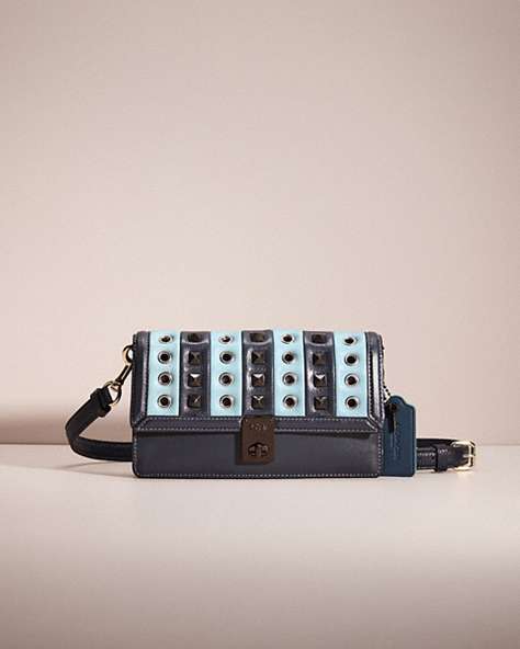 COACH®,UPCRAFTED HUTTON CLUTCH WITH COLORBLOCK QUILTING,Pewter/Midnight Navy Multi,Front View