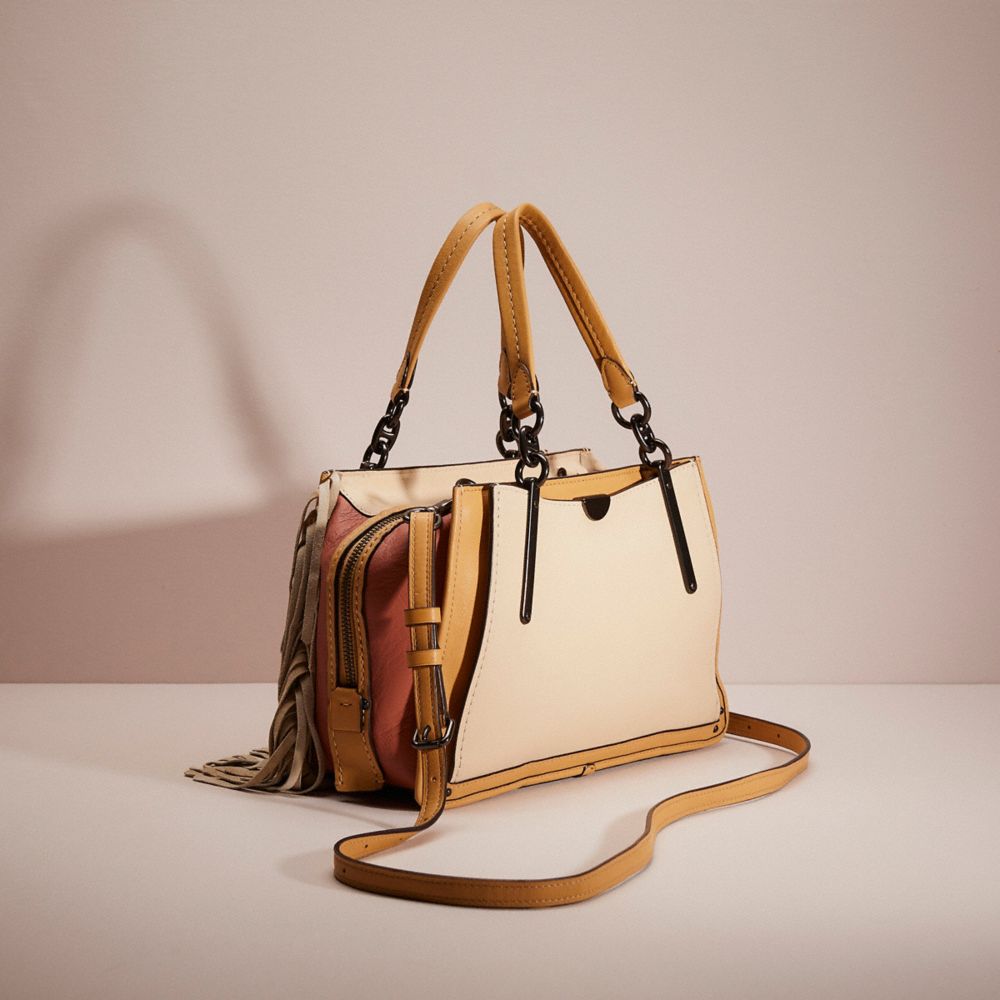 COACH ドリーマー ウィズバタフライ アップリケ アンド スネークスキン cy519_v5or4_a0