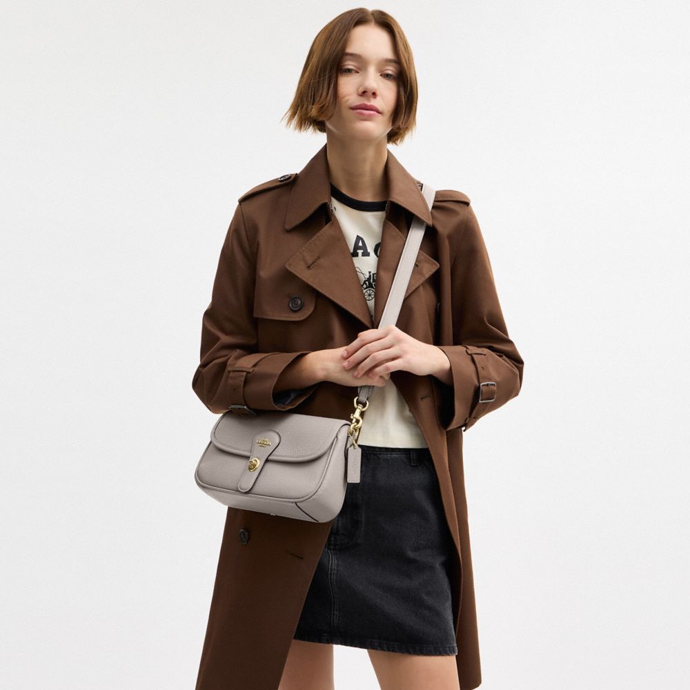 COACH®,Hadley Shoulder Bag,Leather,Shoulder Bag,Engraved Detail,Logo,Metal,Casual,,Detail View