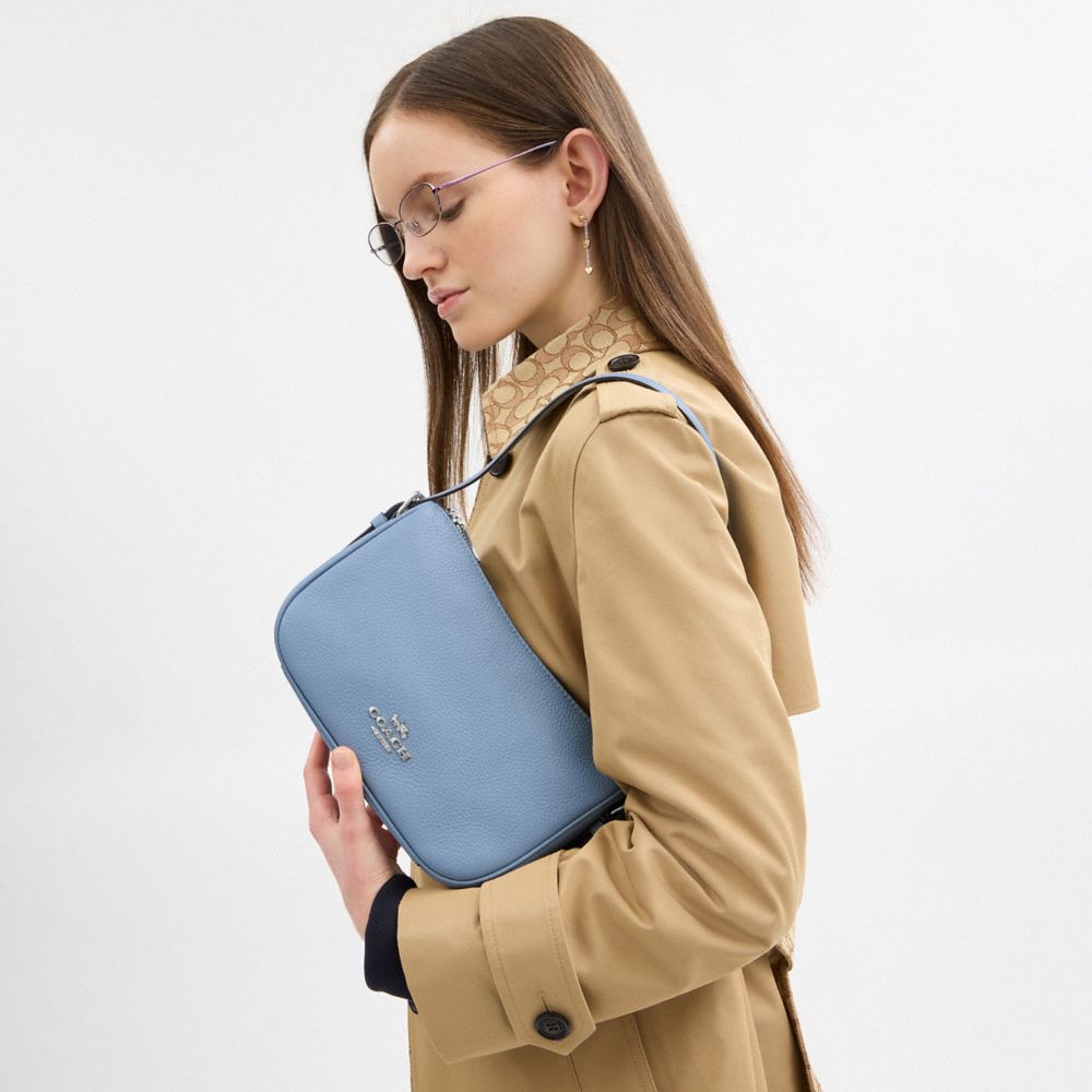 COACH®,SAC ÉPAULE KAILEY,Cuir galet,Sv/Jacinthe des bois,Detail View