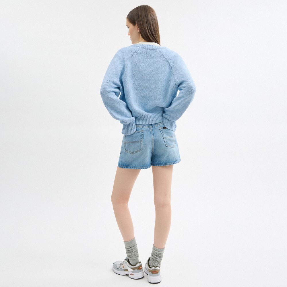 COACH®,クロップド Vネック セーター,トップス&ワンピース,ﾗｲﾄ ﾌﾞﾙｰ