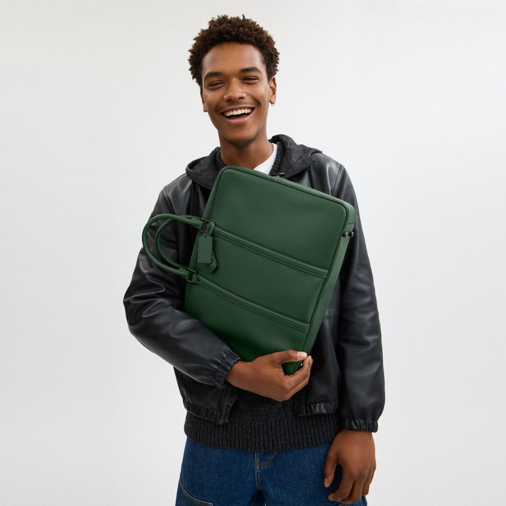 COACH®,Vert Chasseur,Detail View