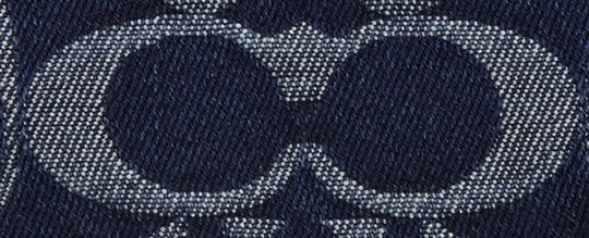 COACH®,PORTE-CARTES SLIM ID EN DENIM EXCLUSIF,Argent/Denim/Bleu foncé