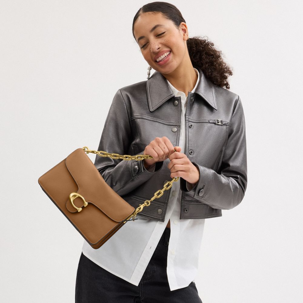 Shop Coach Tabby Schultertasche Mit Kette In Brown