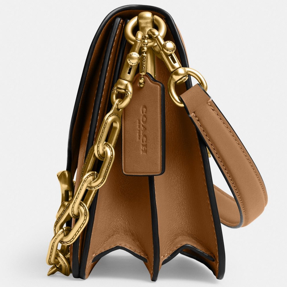 Shop Coach Tabby Schultertasche Mit Kette In Brown