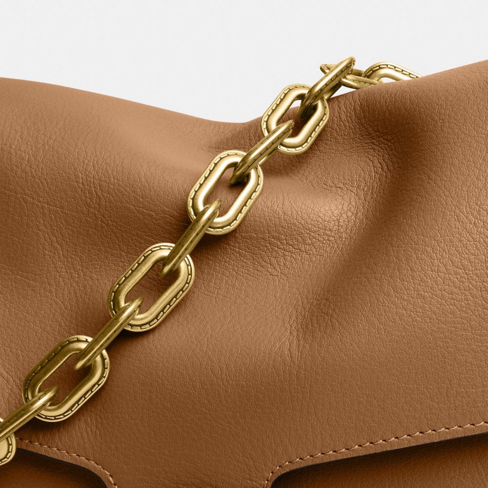 Shop Coach Tabby Schultertasche 30 Mit Kette In Brown