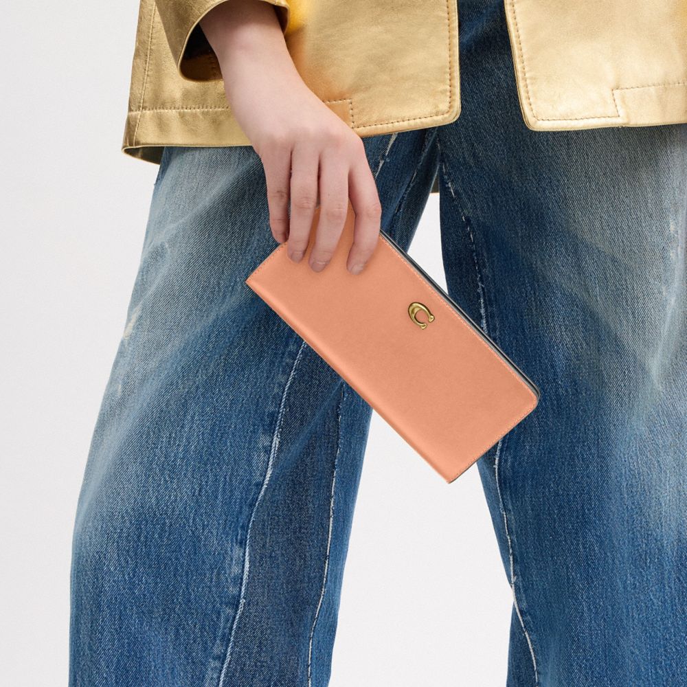 Coach Essential Slim Wallet