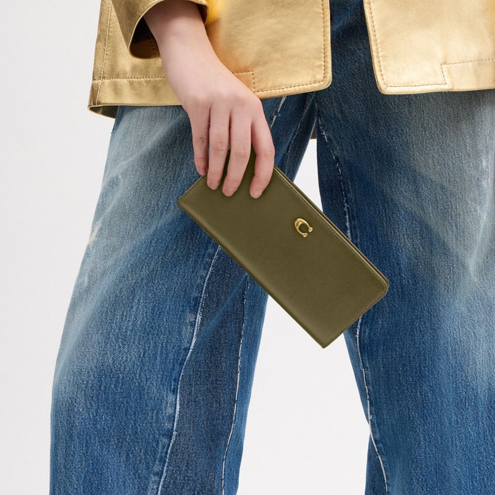 Coach Essential Slim Wallet