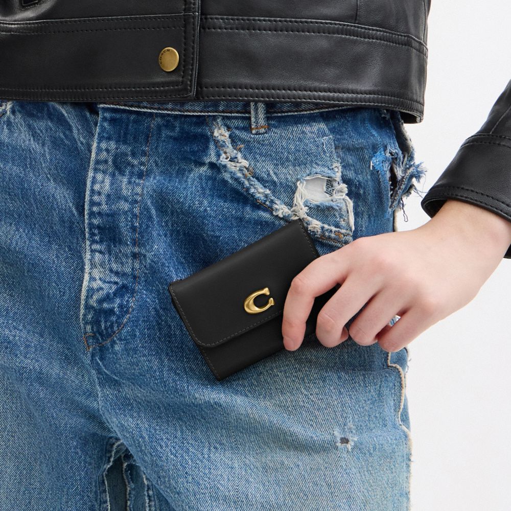 Coach In Brass/black
