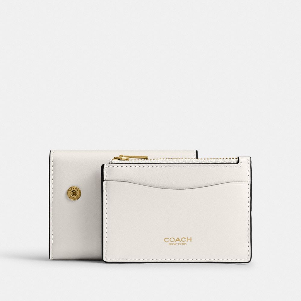 Coach In Brass/chalk
