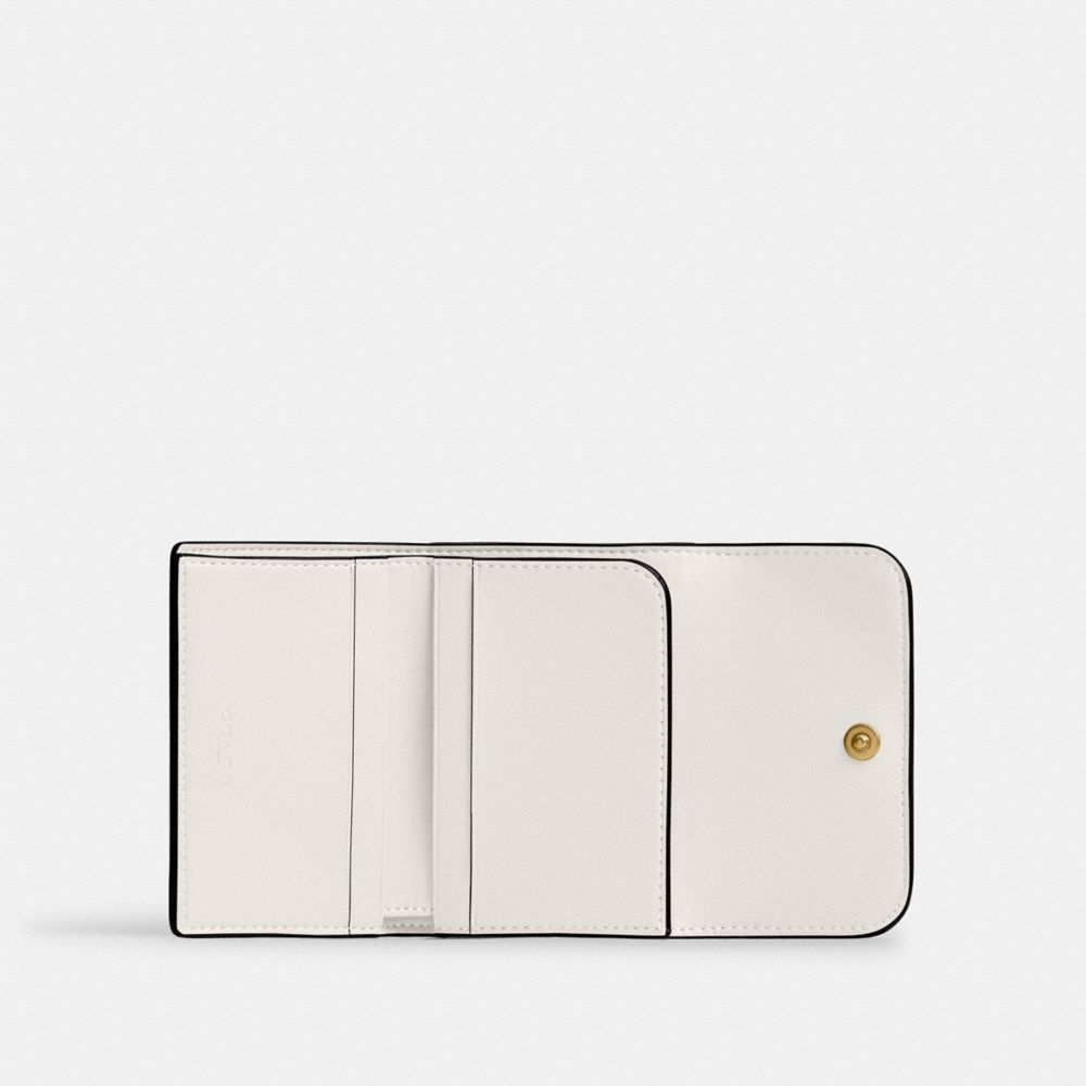COACH®,Essential Card Holder Wallet,Calfskin Leather,Card Case,Metal,Logo,Casual,White,Inside View,Top View