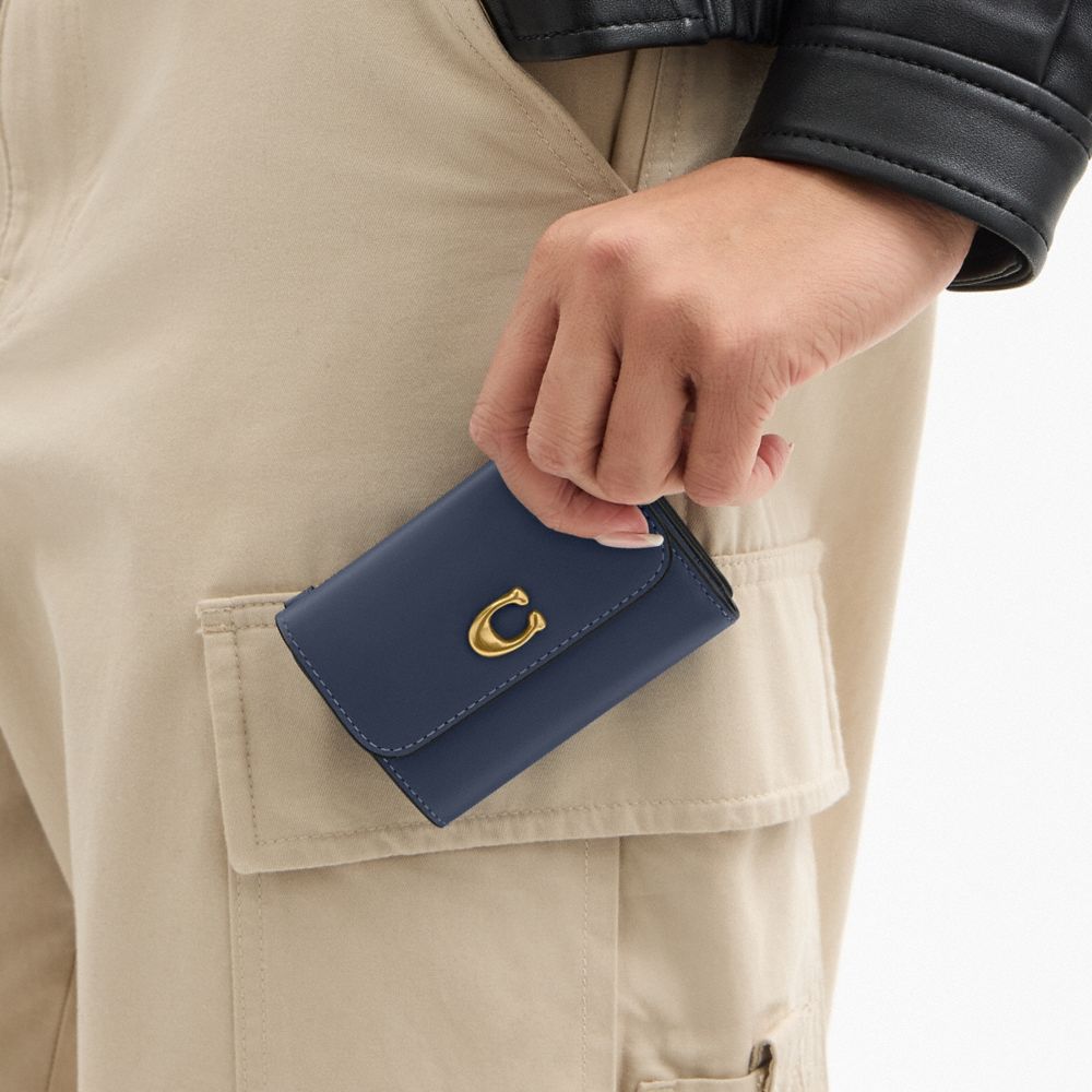 COACH®,Essential Card Holder Wallet,Leather,Calfskin Leather,Card Case,Bi Fold,Metal,Logo,Casual,Navy,Detail View