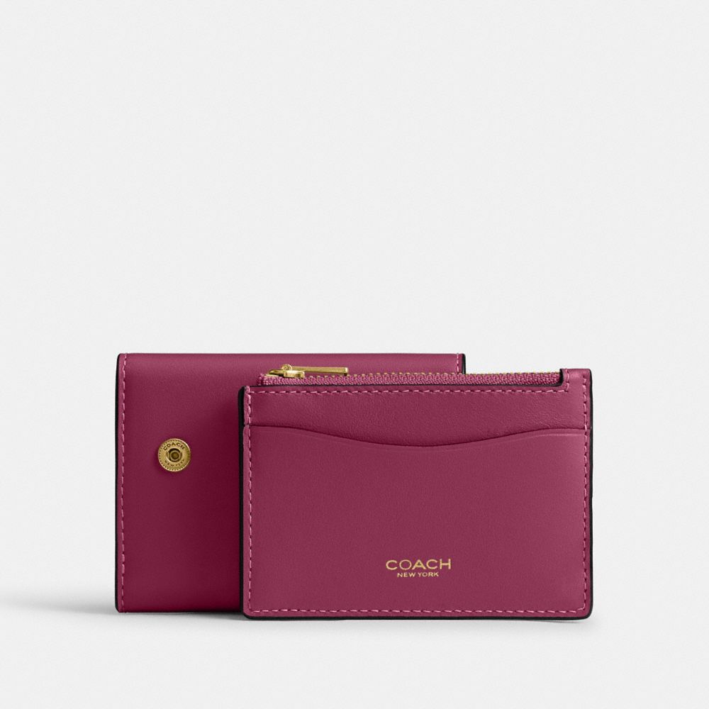 COACH®,Essential Card Holder Wallet,,Angle View