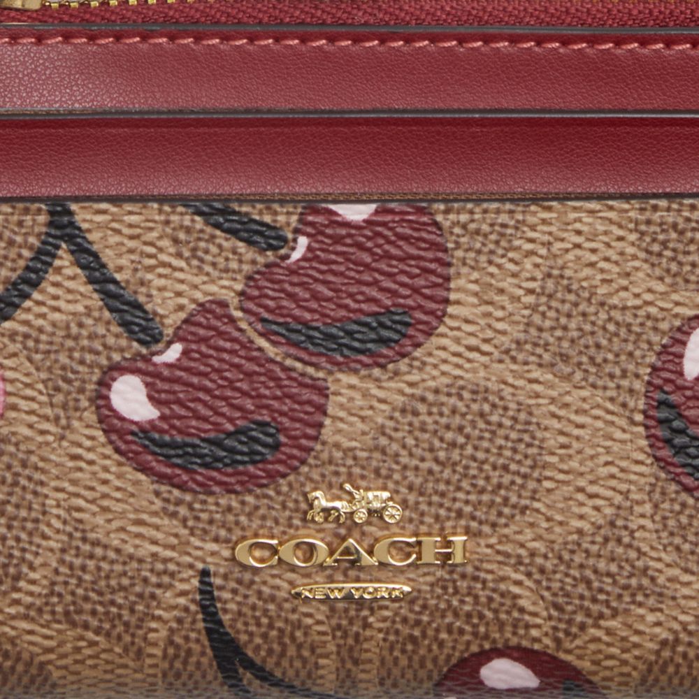 COACH®,ÉTUI POUR PIÈCE D’IDENTITÉ MINI SKINNY EN TOILE EXCLUSIVE AVEC IMPRIMÉ CERISE,Or/Bronzé multi