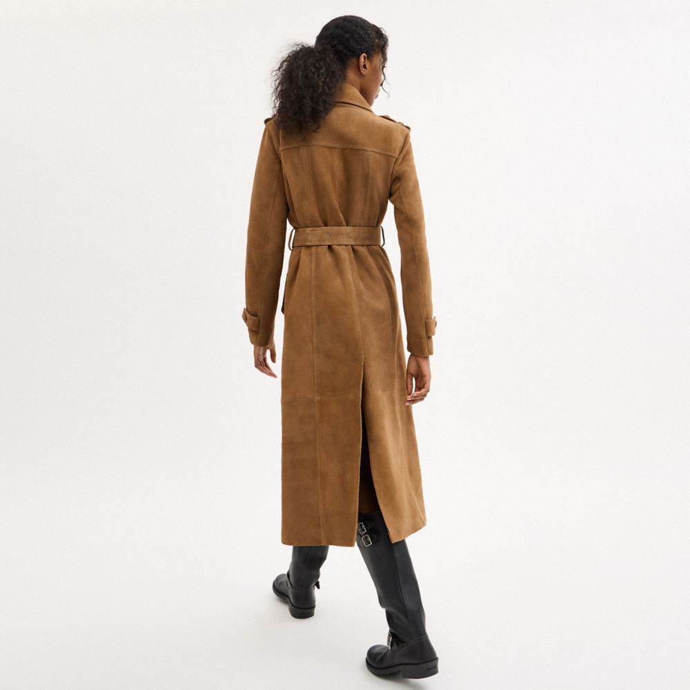 Coach In Cedar