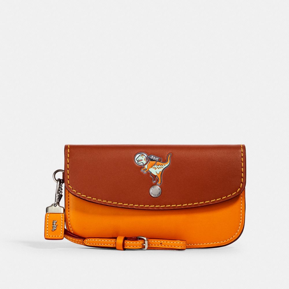 Clutch In With Space Rexy