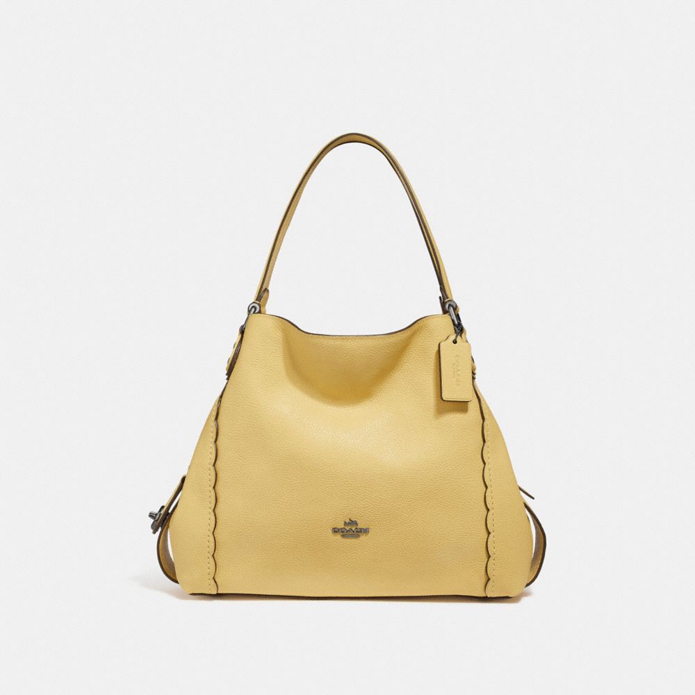 Edie Shoulder Bag 31 With Scalloped Detail