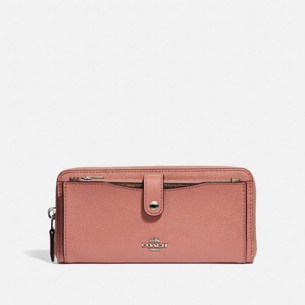 Multifunction Wallet With Wild Camo Print