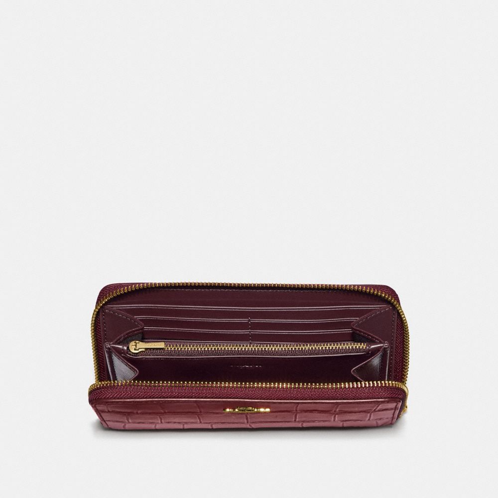 COACH Outlet Accordion Zip Wallet