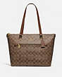 COACH®,GALLERY TOTE IN SIGNATURE CANVAS,Leather,Large,Gold/Khaki Saddle 2,Front View