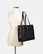 Large Avenue Carryall