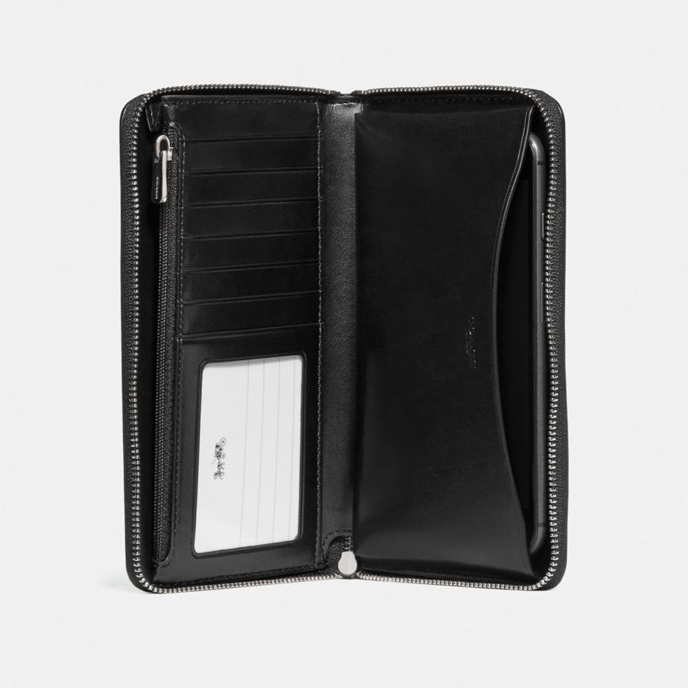 Boxed Large Phone Wallet In Signature Leather