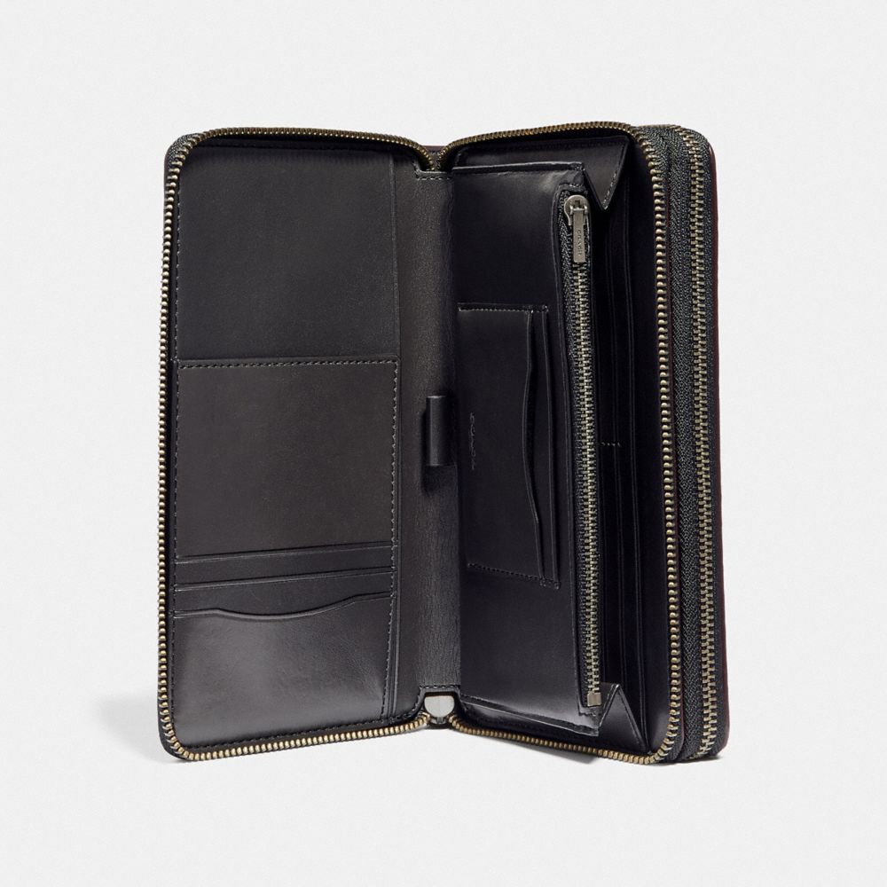 Coach travel organizer wallet new arrivals