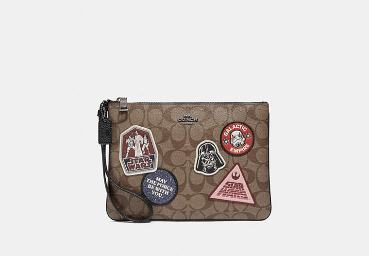 Star Wars X Coach Gallery Pouch In Signature Canvas With Patches