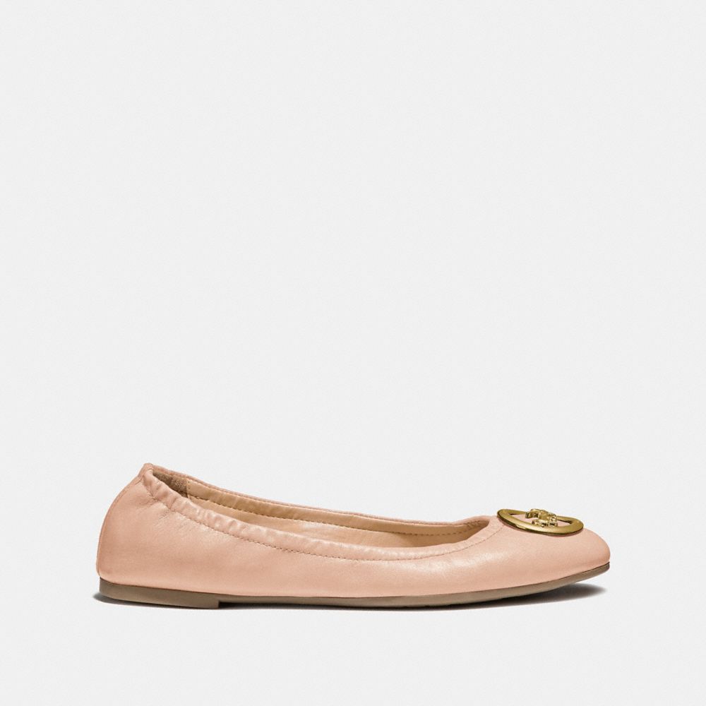 Coach flats store