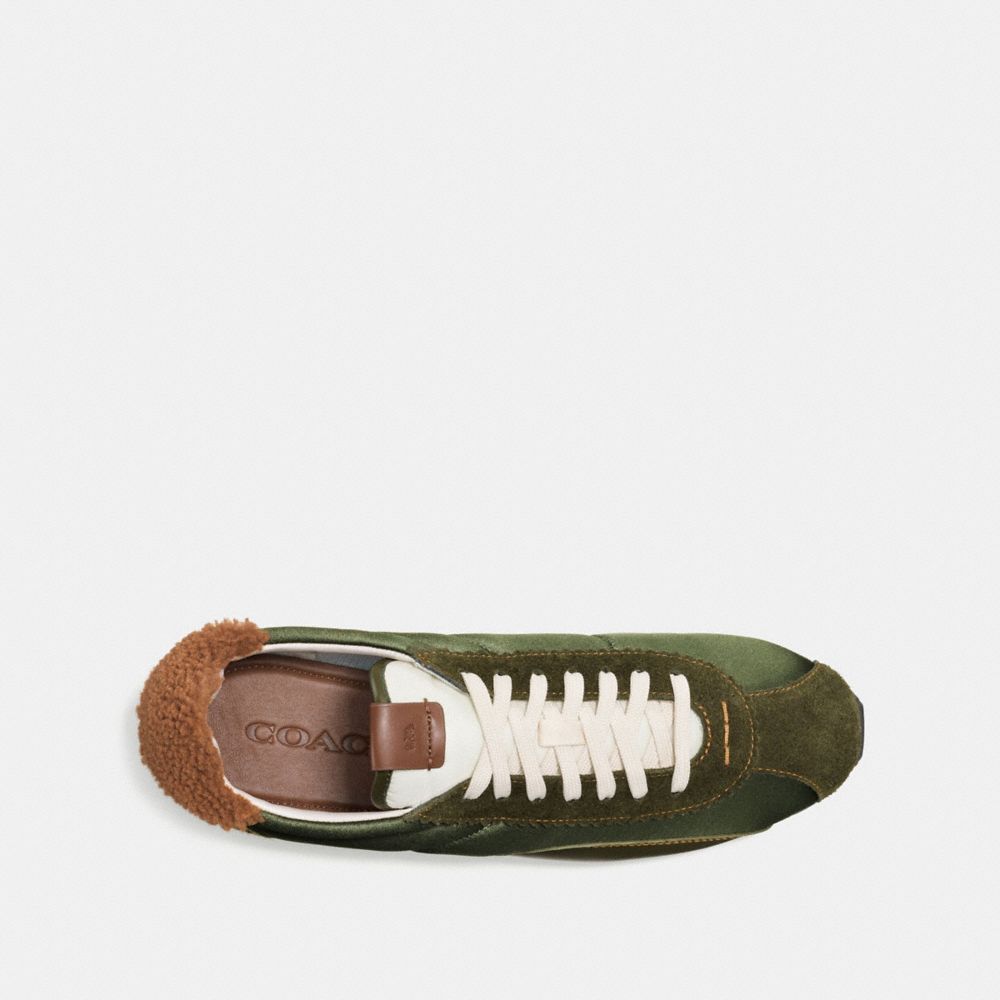 C122 With Shearling Tab