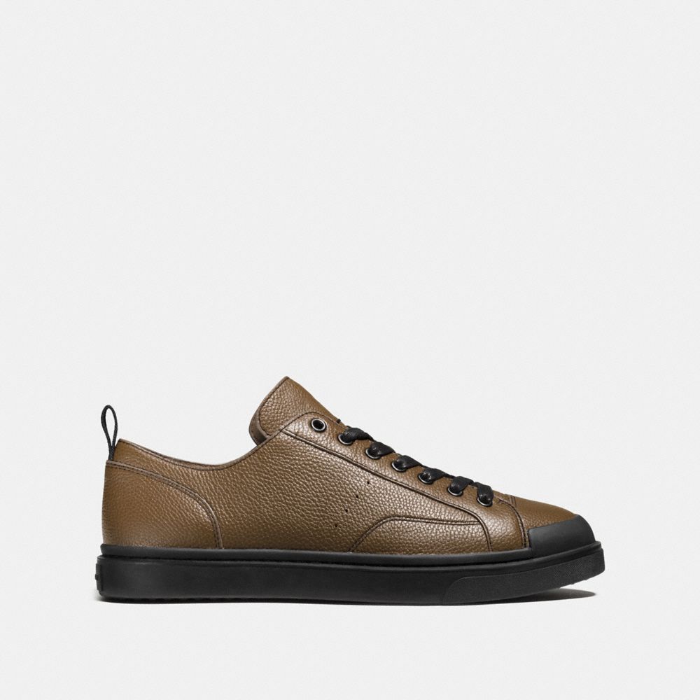 C114 Low Top Sneaker