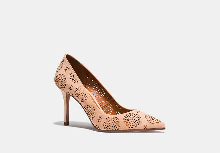 Waverly Pump With Cut Out Tea Rose