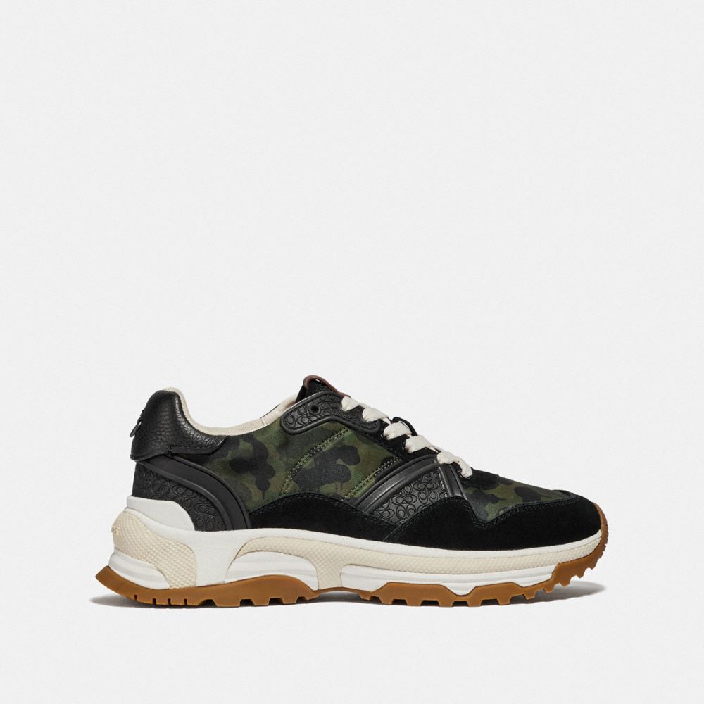 C143 Runner With Camo Print