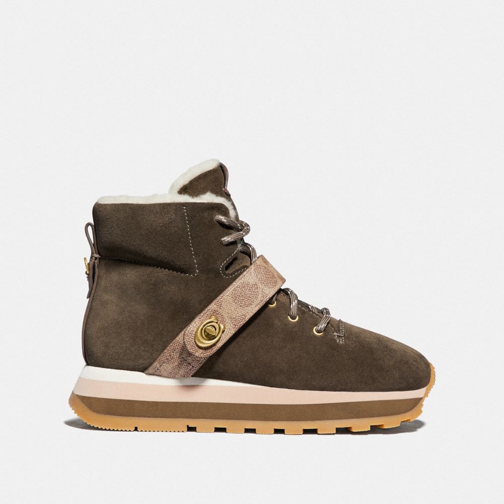 Coach clearance urban hikers