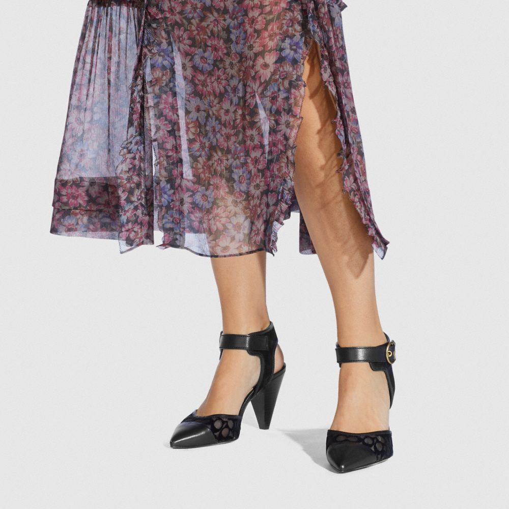 COACH®,Wren Pump,,Detail View