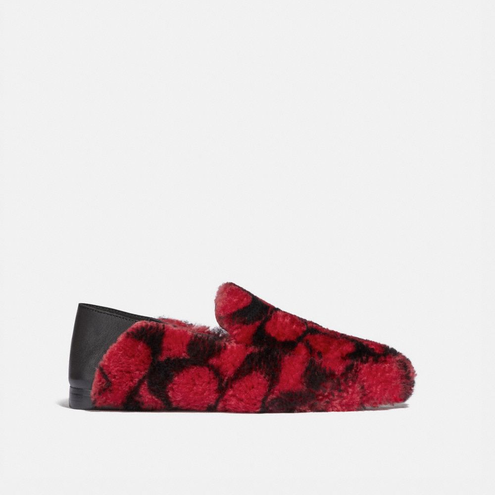 COACH®,HOLLY SLIPPER,Shearling,RASPBERRY/BLACK,Angle View