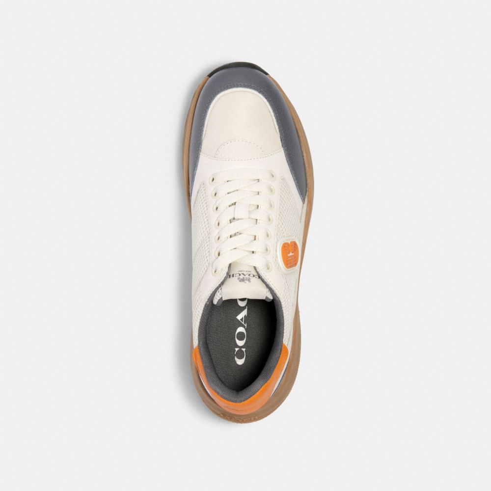 C152 Tech Runner With Coach Patch