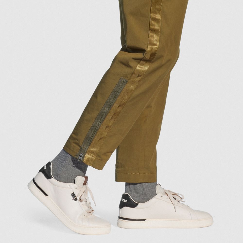 Lowline Low Top Sneaker