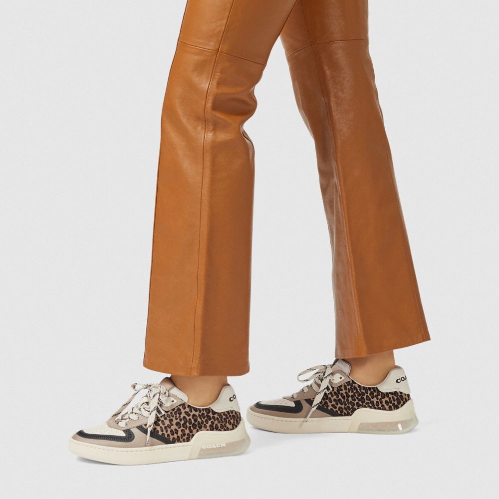 COACH®,BASKETS CITYSOLE COURT,Cuir/poil de veau/daim,Naturel/Hêtre,Detail View